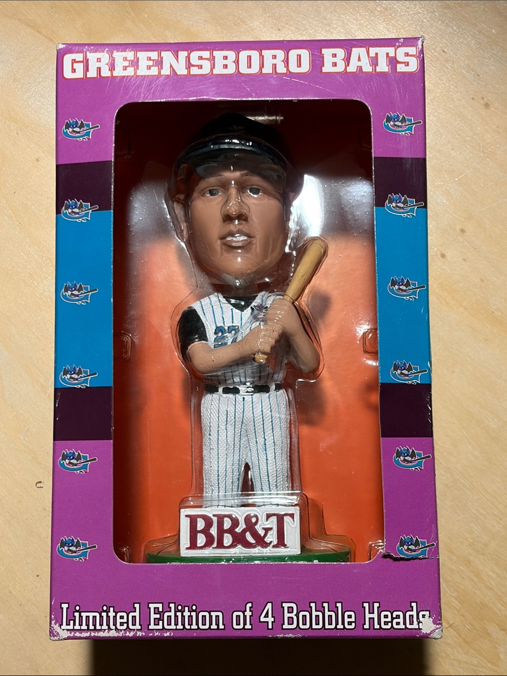 Jeremy Hermida Milwaukee Brewers player / Bats Bobble Bobblehead SGA from 2004